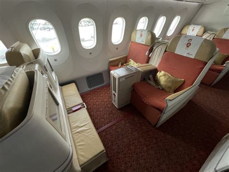 air india delhi to sfo business class review|See the new suite.